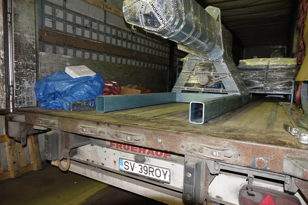 Shipment of roll formers to Romania